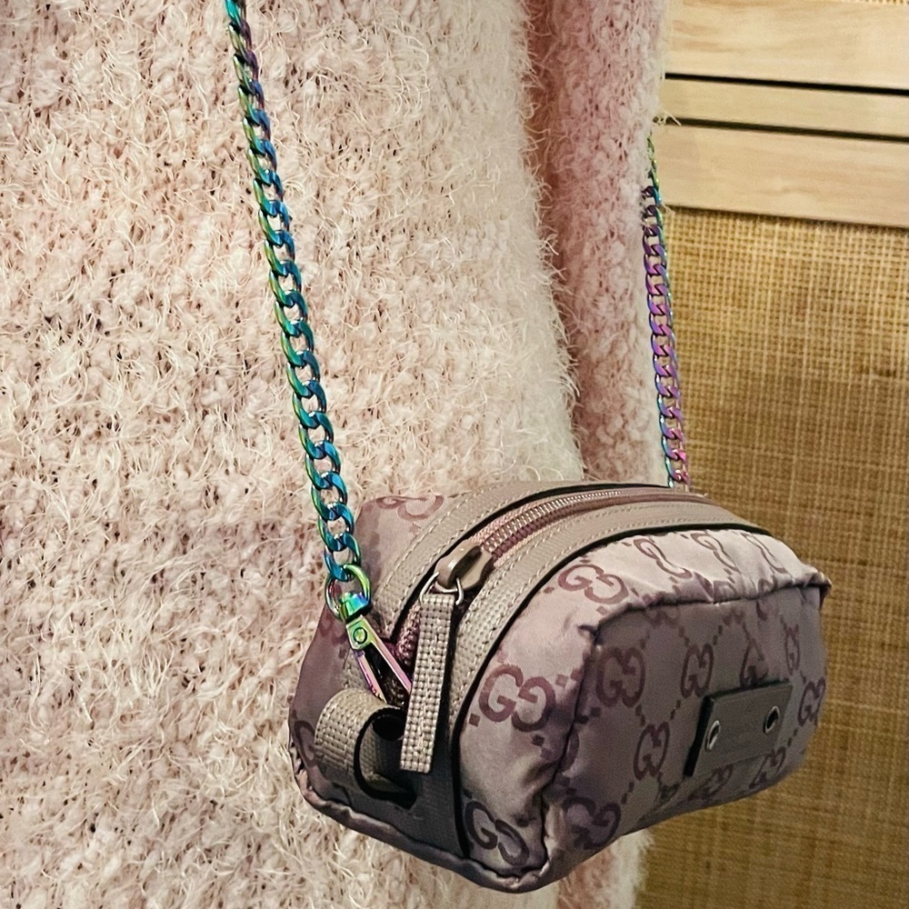 Gucci Logo Nylon and Textile Extra Bag EUC 6”x 4” - Picture 9 of 10